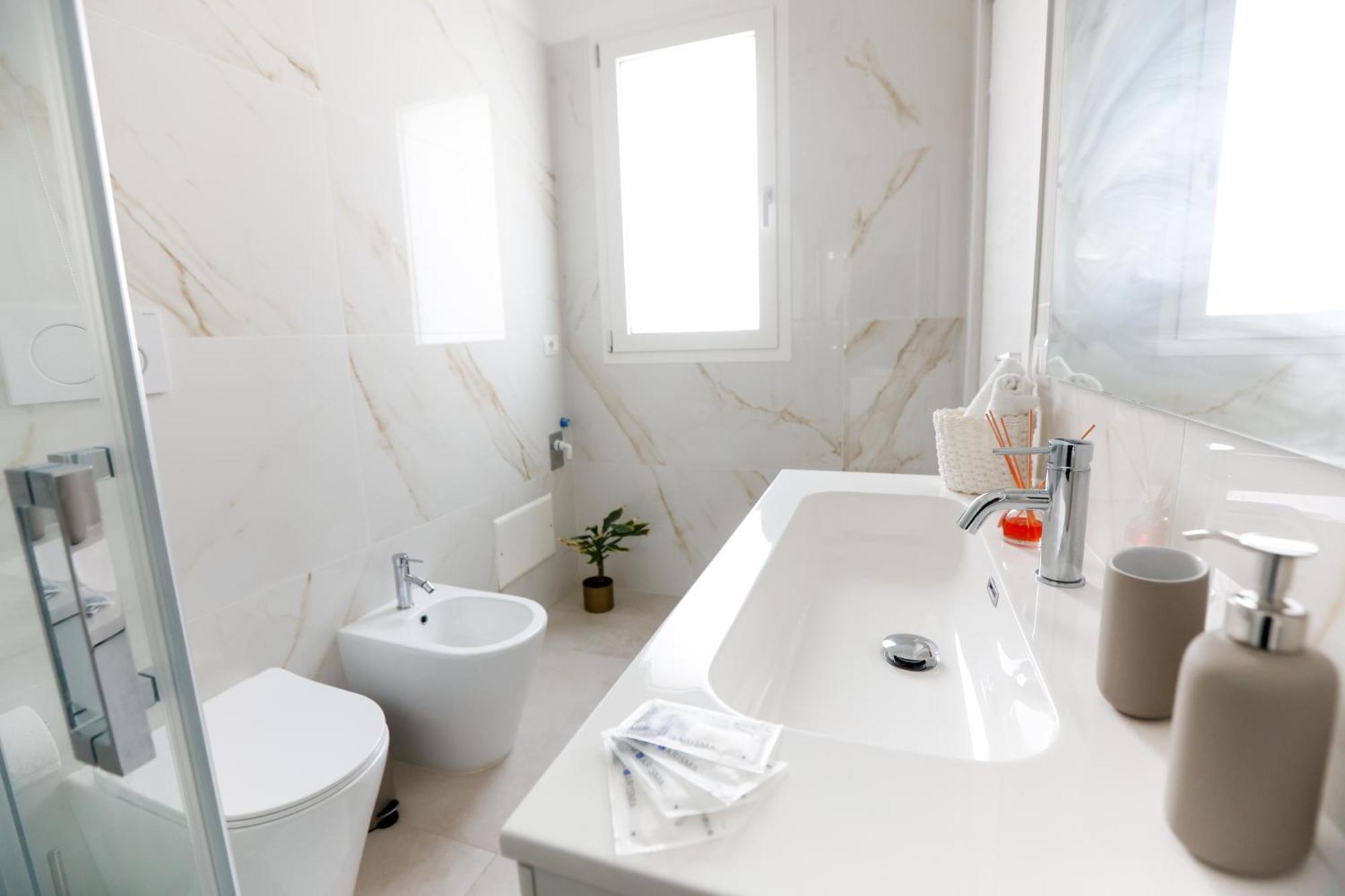 Ferienwohnung Elegante Bilocale Con Giardino Lecce Exterior foto